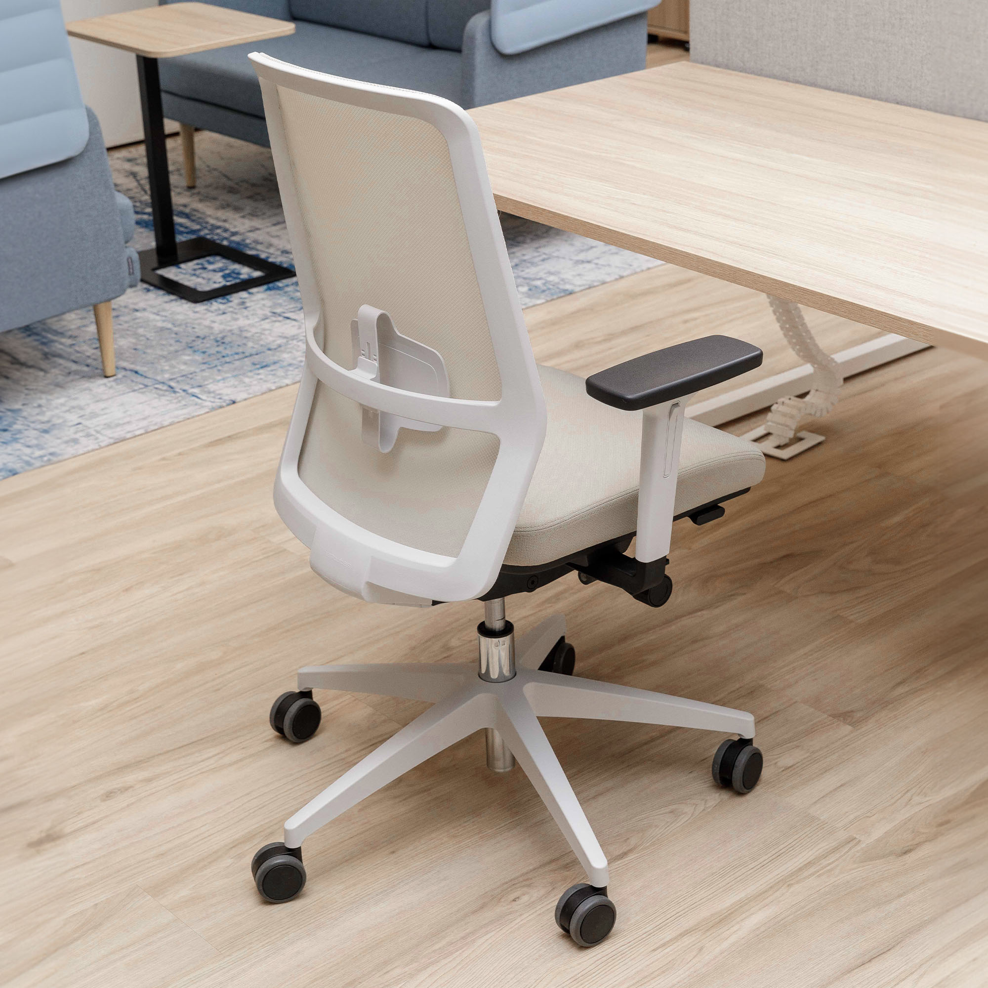 SURF office swivel chair | Synchronous mechanism, 3D armrests, sky blue / azure blue - 28 Main Image