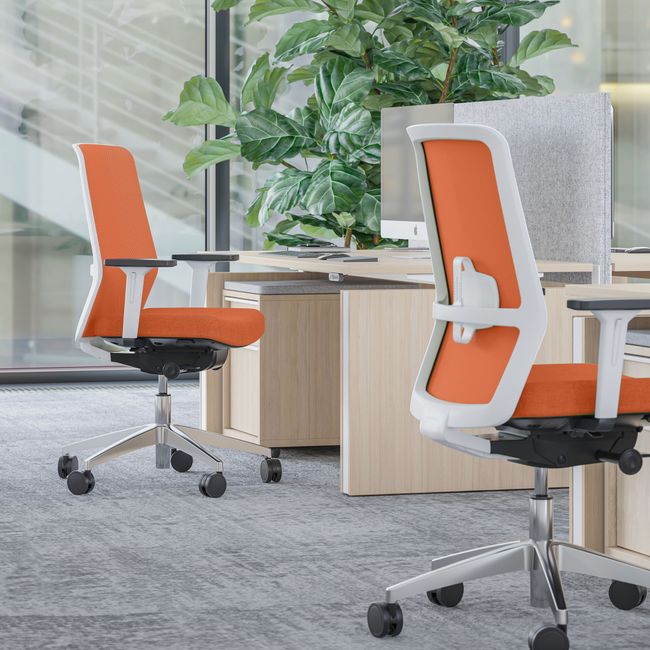 SURF Bürodrehstuhl | Synchronmechanik, 3D-Armlehnen, Orange / Gelb-Orange - 29 Main Image