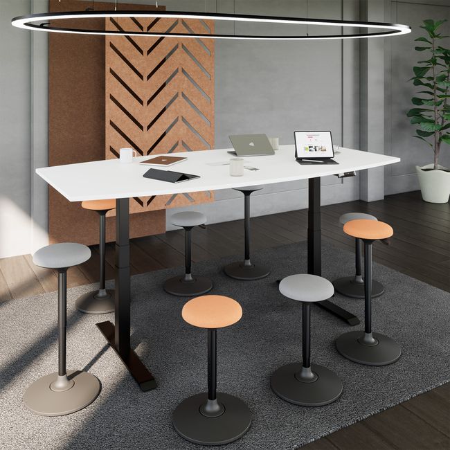 DRIVE 2-Motoren-Konferenztisch | Bootsform, 1800 - 2400 mm (6 - 10 Personen), elektrisch höhenverstellbar, Kabelklappe optional, Weiß