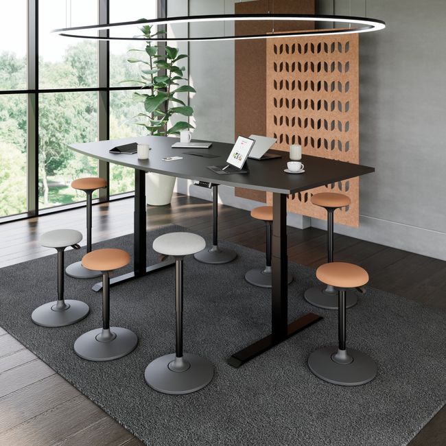 DRIVE 2-Motoren-Konferenztisch | Bootsform, 1800 - 2400 mm (6 - 10 Personen), elektrisch höhenverstellbar, Kabelklappe optional, Anthrazit